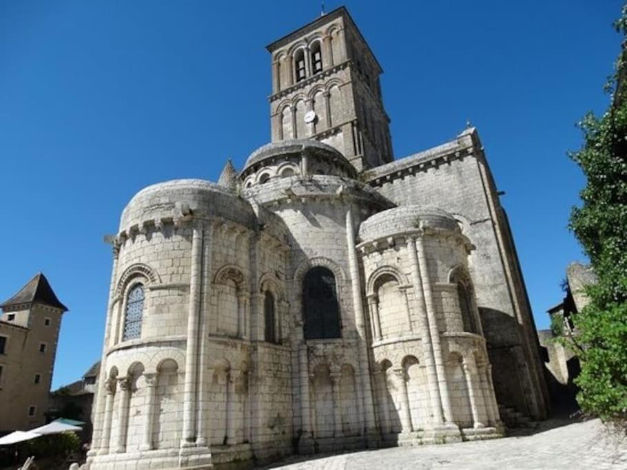 Les Nenuphars De La Chalette Morthemer