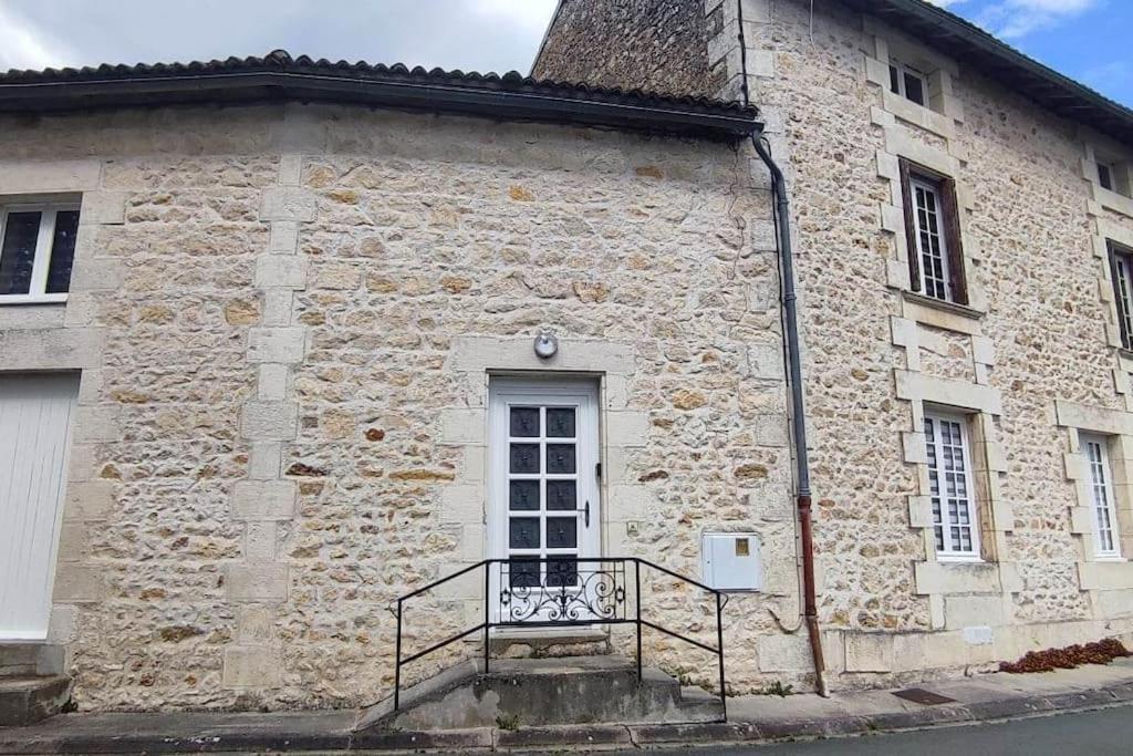 Holiday home Les Nenuphars De La Chalette